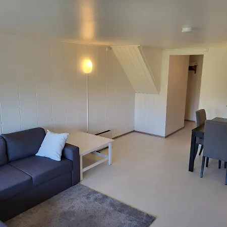 In Gjettum Baerum - Spacious And Modern * Kolsas